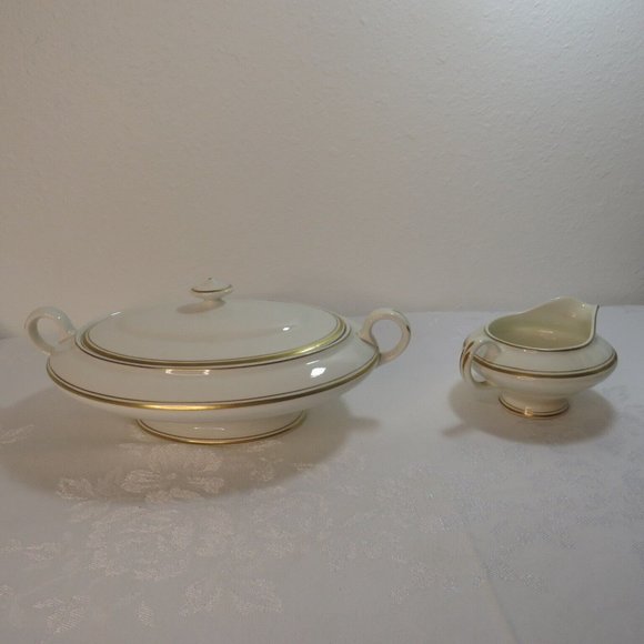 Vintage Ceramic Serving Bowl w/Lid & Gravy Boat Dish Bowl  K T & K Gold Trim - Picture 10 of 16
